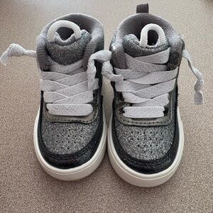 Sparkle sneakers